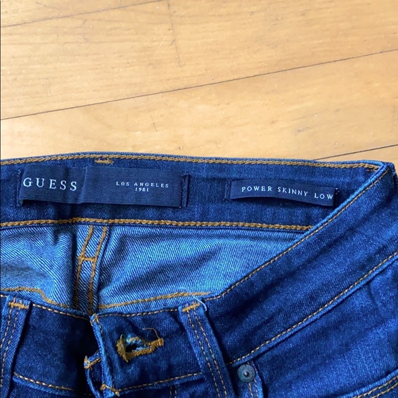 Guess Skinny Jeans - Picture 3 of 3